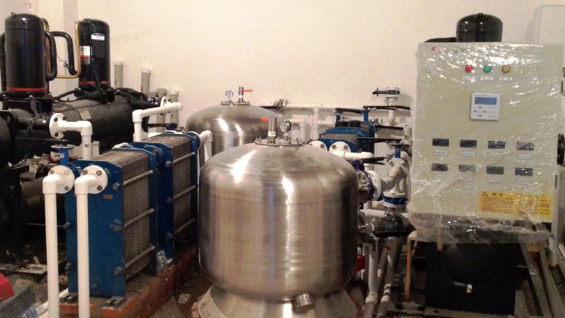 機(jī)關(guān)浴池洗浴廢水余熱回收系統(tǒng)現(xiàn)場(chǎng) 機(jī)關(guān)浴池洗浴廢水余熱回收系統(tǒng)現(xiàn)場(chǎng)