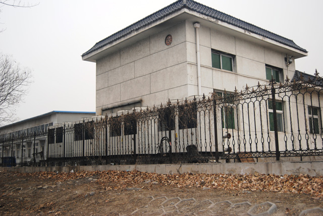 魯禹25P低溫空氣源熱泵馬池口水務站院外效果圖 魯禹25P低溫空氣源熱泵馬池口水務站院外效果圖