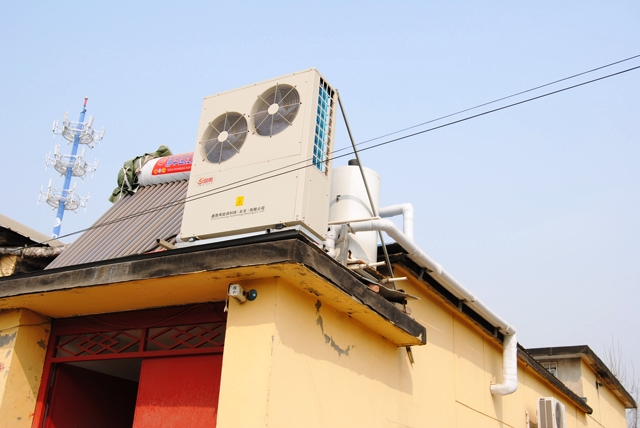 魯禹LYK-15RD低溫空氣源熱泵安裝效果圖 魯禹LYK-15RD低溫空氣源熱泵安裝效果圖