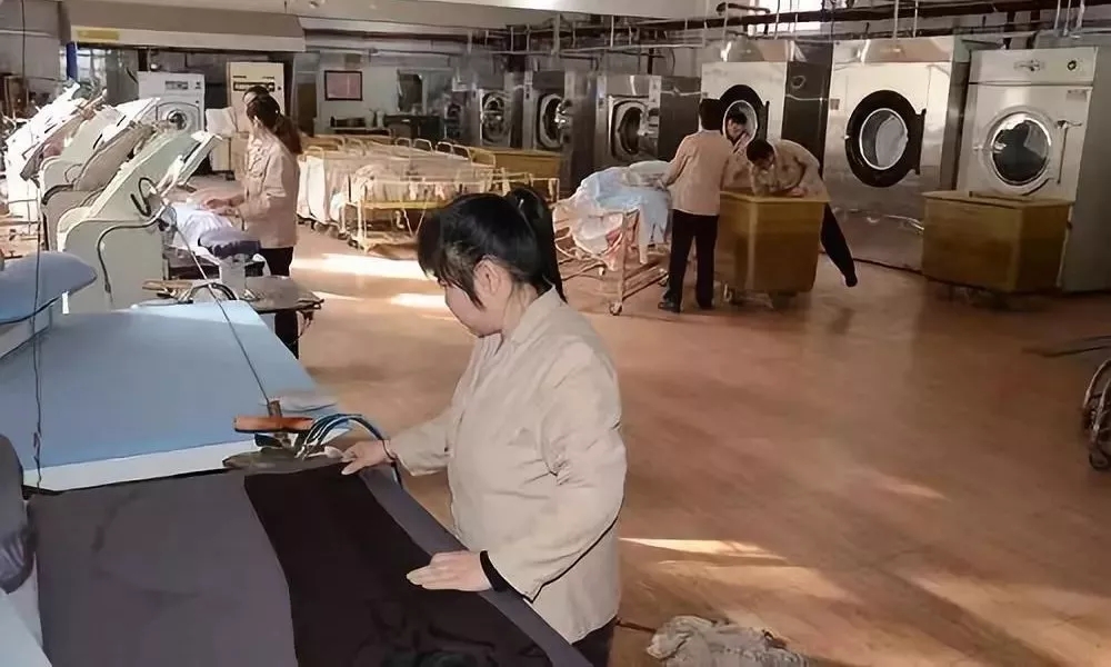 空氣源熱泵余熱回收針對酒店內(nèi)部使用情況 空氣源熱泵余熱回收針對酒店內(nèi)部使用情況